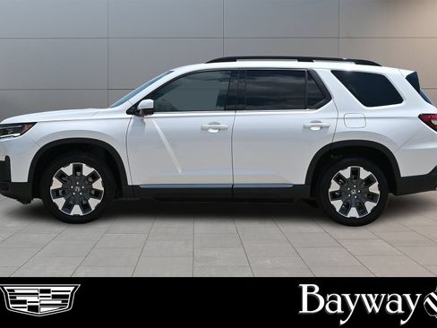 Used 2026 Honda Pilot Elite image 5