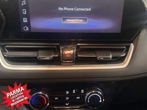 Certified 2024 Chevrolet TrailBlazer LT w/ Driver Confidence Package image 13