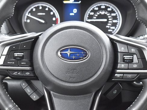 Used 2022 Subaru Forester Limited w/ Popular Package #2 image 16