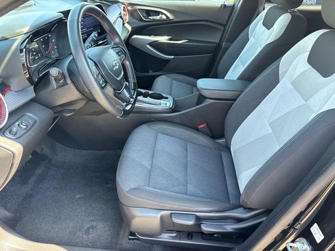 Used 2024 Chevrolet Trax RS w/ Driver Confidence Package FWD image 24