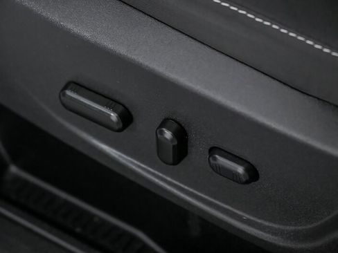 Used 2017 Ford Escape SE image 21