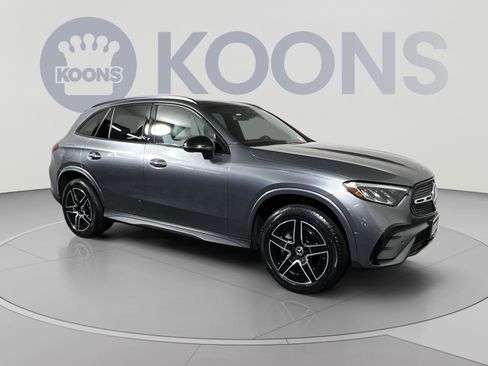 Used 2023 Mercedes-Benz GLC 300 4MATIC image 2