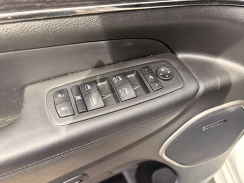 Used 2021 Jeep Grand Cherokee High Altitude AWD/4WD image 15
