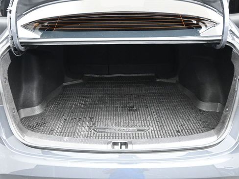 Used 2024 Toyota Corolla LE image 21