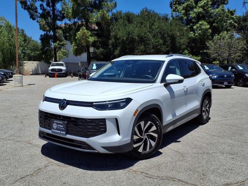 Certified 2026 Volkswagen Tiguan S FWD image 28