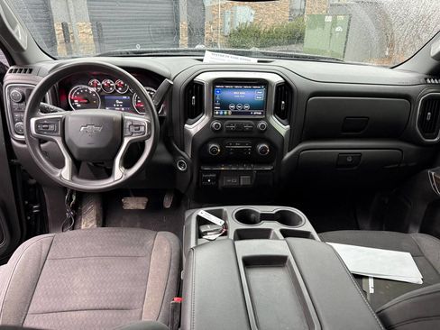 Used 2019 Chevrolet Silverado 1500 RST image 11