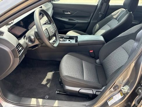 Used 2026 Nissan Sentra SV w/ Floor Mat Package FWD image 17