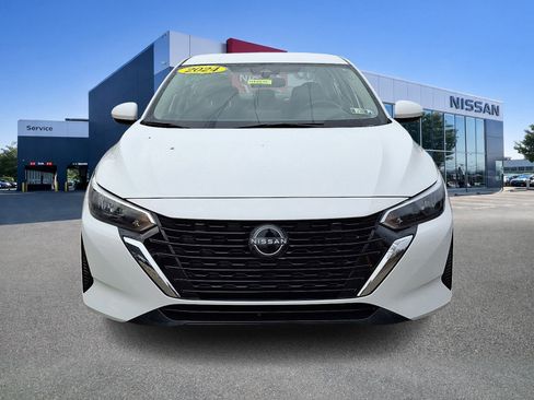 Certified 2024 Nissan Sentra SV image 2