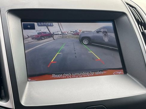 Used 2020 Ford Edge SEL image 13