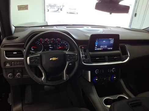 Used 2024 Chevrolet Tahoe LS RWD image 14