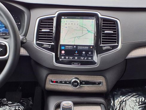 Certified 2026 Volvo XC90 B6 Ultra w/ Protection Package AWD/4WD image 16