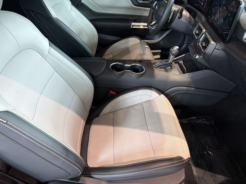 Used 2024 Ford Mustang GT Premium RWD image 22