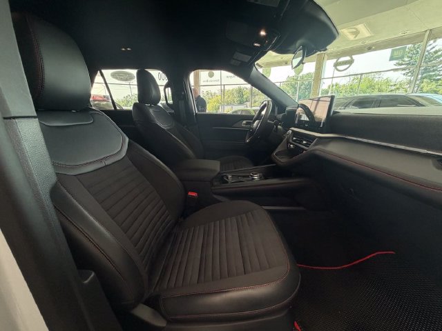 Used 2026 Ford Explorer ST-Line AWD/4WD image 33