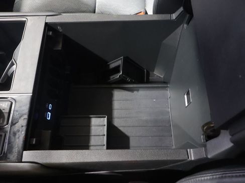 Used 2023 Toyota Tundra Limited image 30