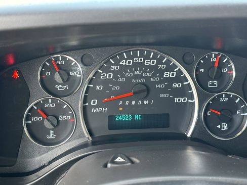 Used 2022 Chevrolet Express 3500 w/ Power Convenience Package image 27