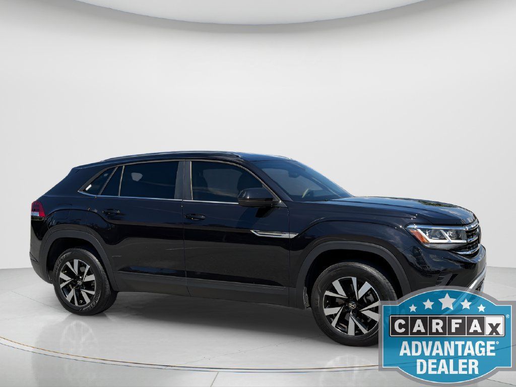 Used 2023 Volkswagen Atlas Cross Sport SE FWD image 4