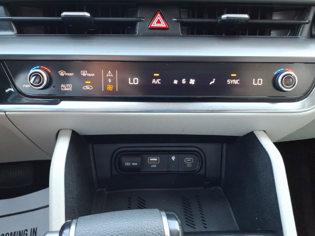 Used 2024 Kia Sportage EX FWD image 27