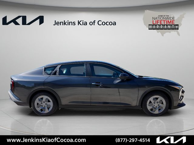 New 2026 Kia K4 FWD image 3