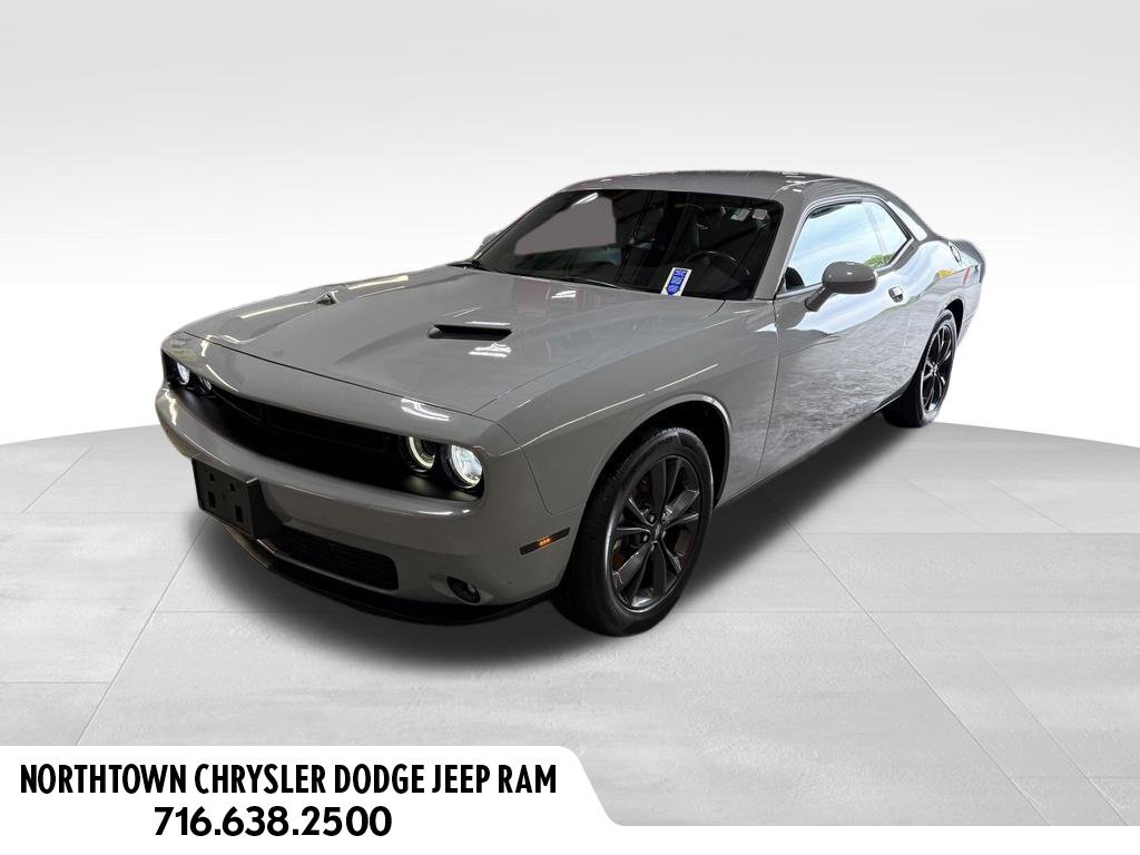 Certified 2021 Dodge Challenger SXT w/ Driver Convenience Group AWD/4WD image 1