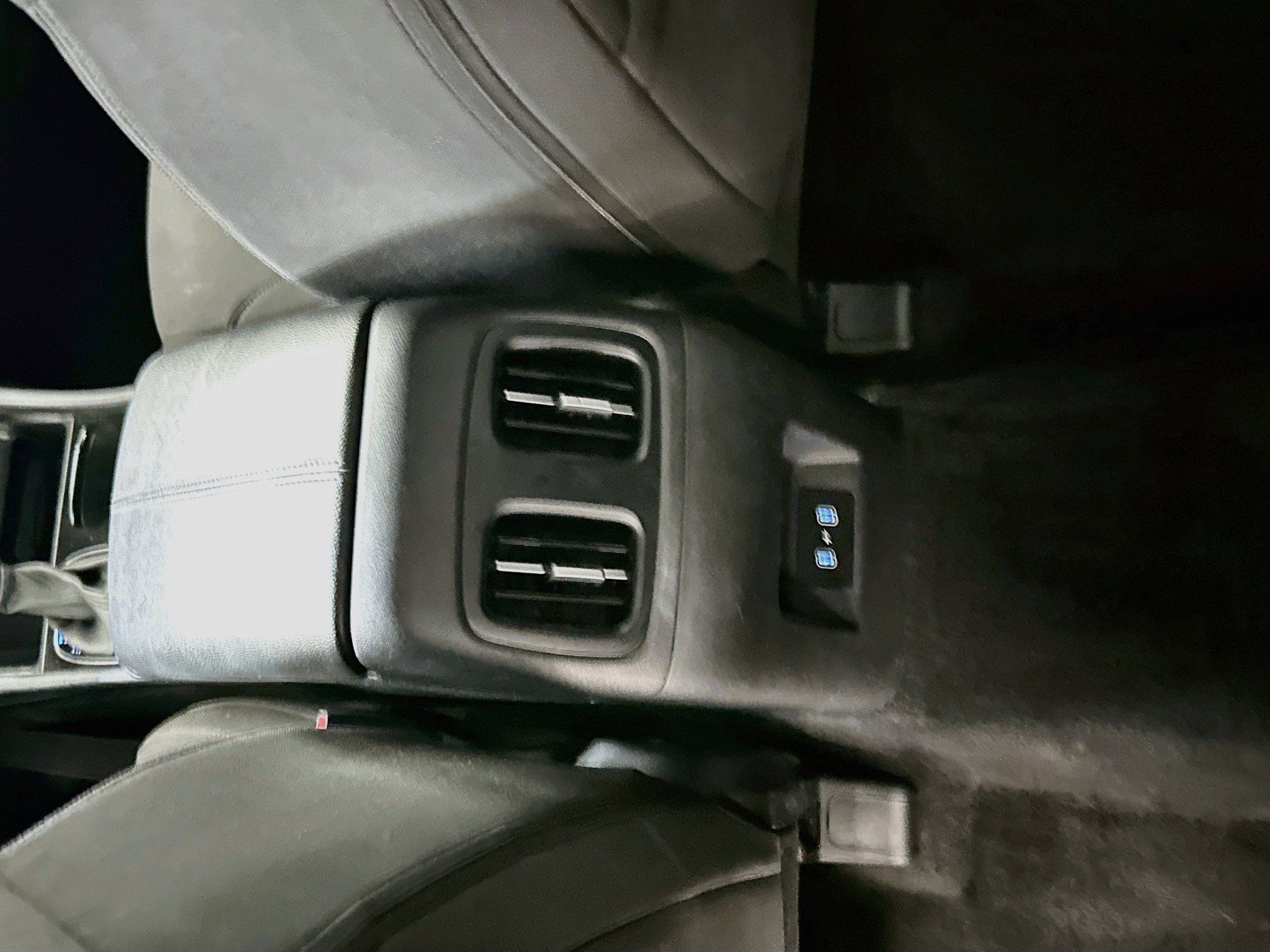 Used 2025 Hyundai Tucson SEL AWD/4WD image 27