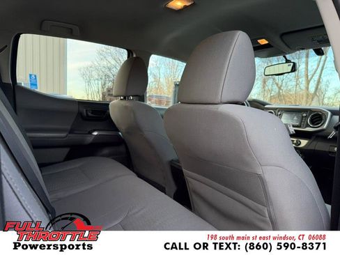 Used 2017 Toyota Tacoma SR5 image 19