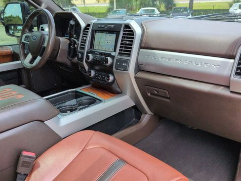 Used 2019 Ford F250 King Ranch w/ King Ranch Ultimate Package AWD/4WD image 27