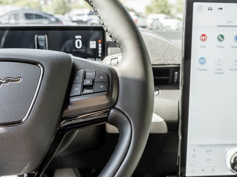 Used 2023 Ford Mustang Mach-E Premium image 26