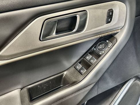 New 2026 Ford Explorer Active RWD image 14