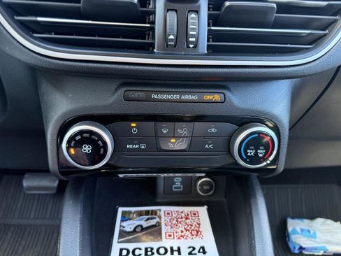 Used 2021 Ford Escape S image 16