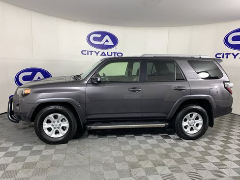 Used 2014 Toyota 4Runner SR5 RWD image 6