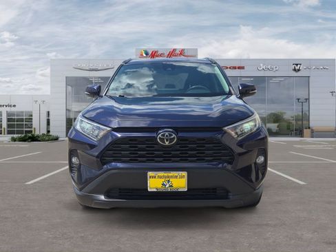 Used 2021 Toyota RAV4 XLE AWD/4WD image 8