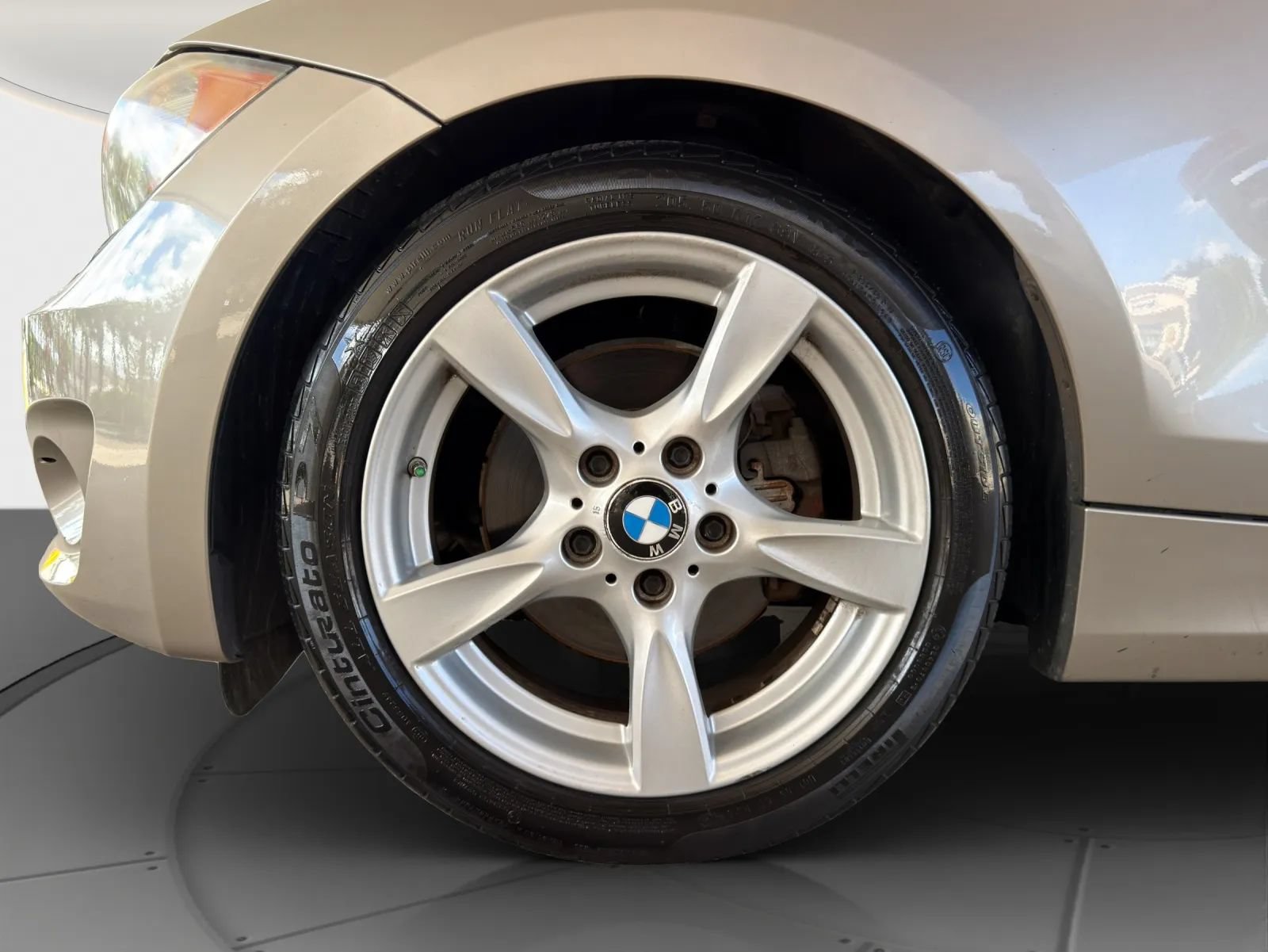 Used 2012 BMW 128i Convertible RWD image 21