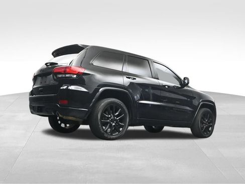 Used 2021 Jeep Grand Cherokee Laredo X RWD image 14