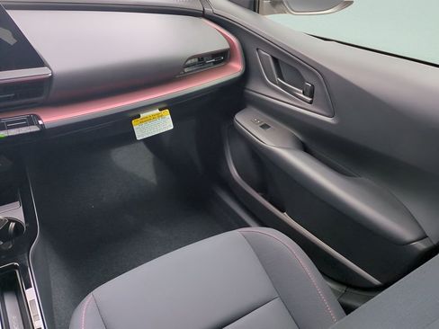 New 2026 Toyota Prius Plug-In Hybrid FWD image 16