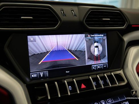 Used 2019 Lamborghini Urus image 57