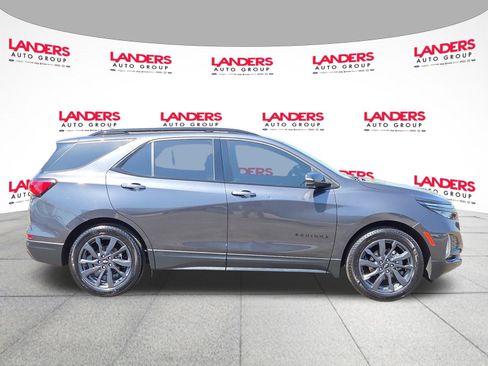 Used 2023 Chevrolet Equinox RS w/ RS Leather Package image 2