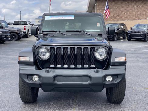 Used 2019 Jeep Wrangler Unlimited Sport S AWD/4WD image 9