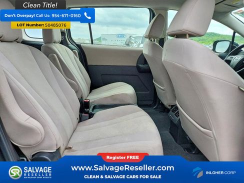 Used 2014 MAZDA MAZDA5 Sport FWD image 13