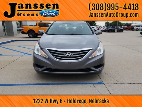 Used 2013 Hyundai Sonata GLS w/ Popular Equipment Pkg FWD image 3