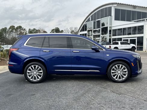 Used 2024 Cadillac XT6 Premium Luxury w/ Platinum Package image 11