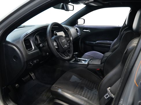 Used 2017 Dodge Charger R/T RWD image 35