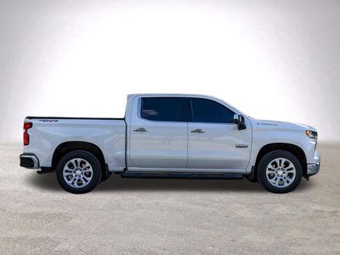 Used 2022 Chevrolet Silverado 1500 LTZ image 10
