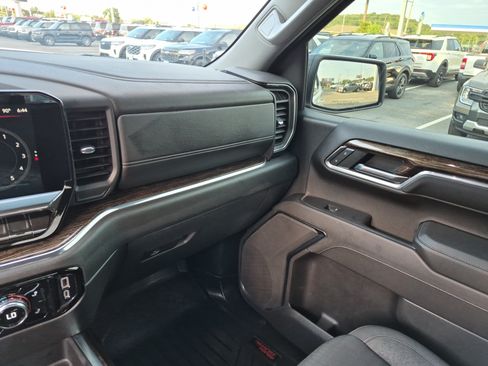 Used 2023 GMC Sierra 1500 Elevation w/ X31 Off-Road Package AWD/4WD image 23