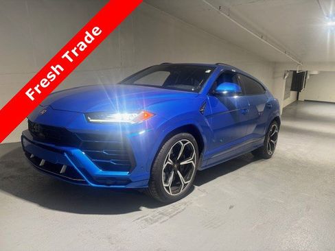 Used 2021 Lamborghini Urus image 1