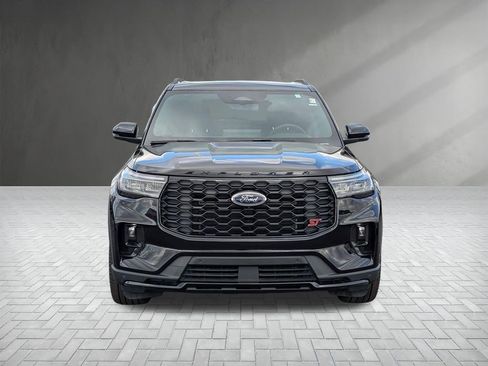 New 2026 Ford Explorer ST w/ Sun And Sound Package image 5