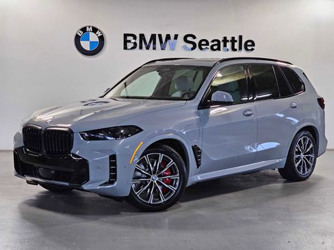 New 2026 BMW X5 xDrive50e w/ M Sport Package AWD/4WD image 1