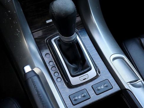 Used 2011 Acura TL image 22