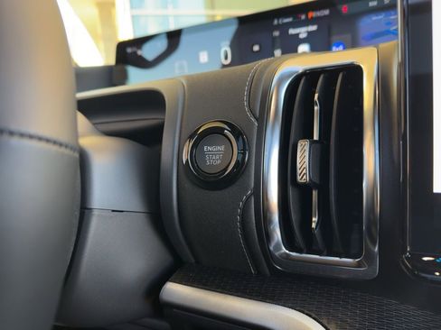 New 2025 Ford Expedition Platinum w/ Stealth Appearance Package image 55