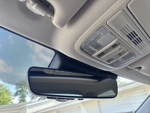 Used 2018 Honda Accord EX-L image 24