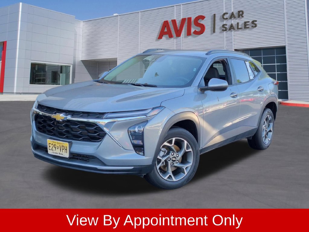 Used 2025 Chevrolet Trax LT w/ LT Convenience Package FWD image 1